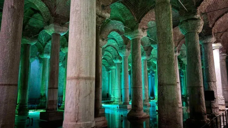 Skip-the-Line Basilica Cistern Entry with Multilingual Audio Guide - Image 1